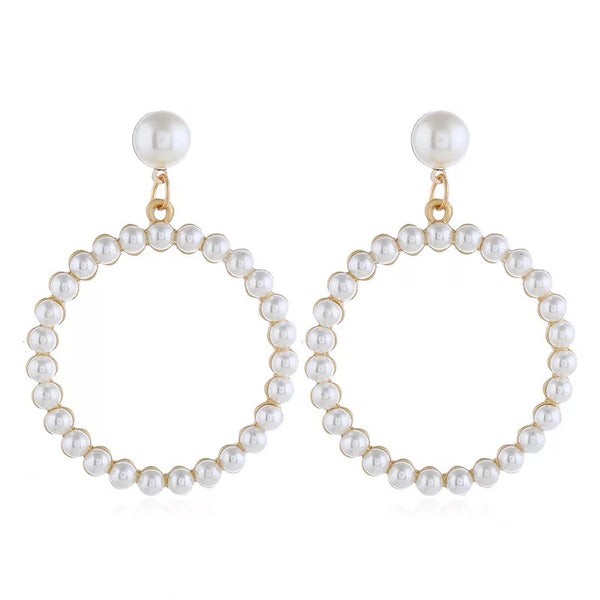 ANGELA - STATEMENT ROUND PEARL DROP EARRING